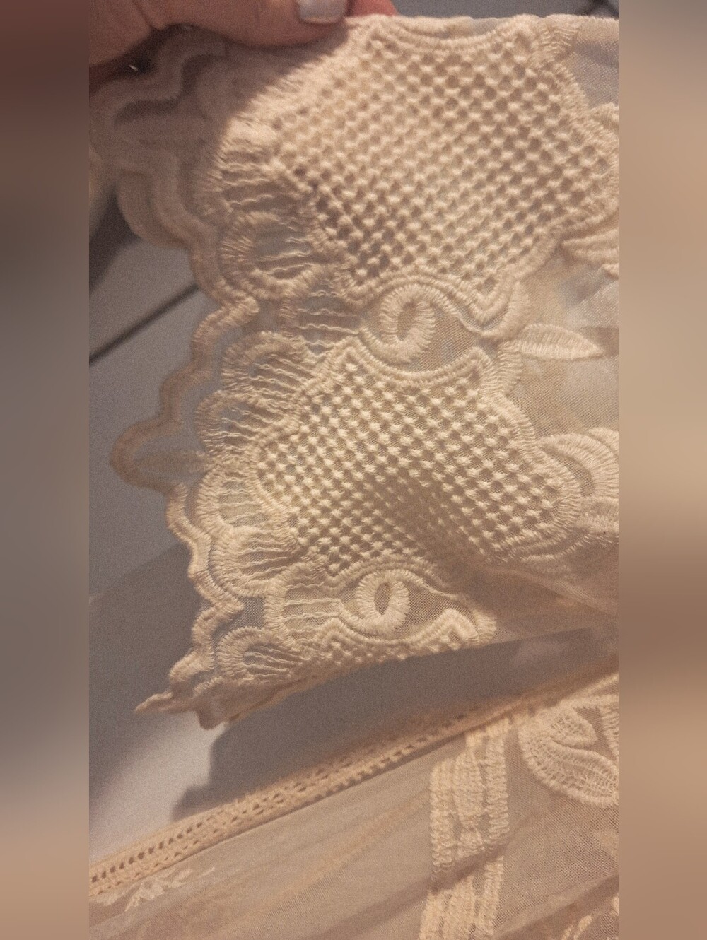 Cream Lace Kimono Robe - Picture 5 of 14